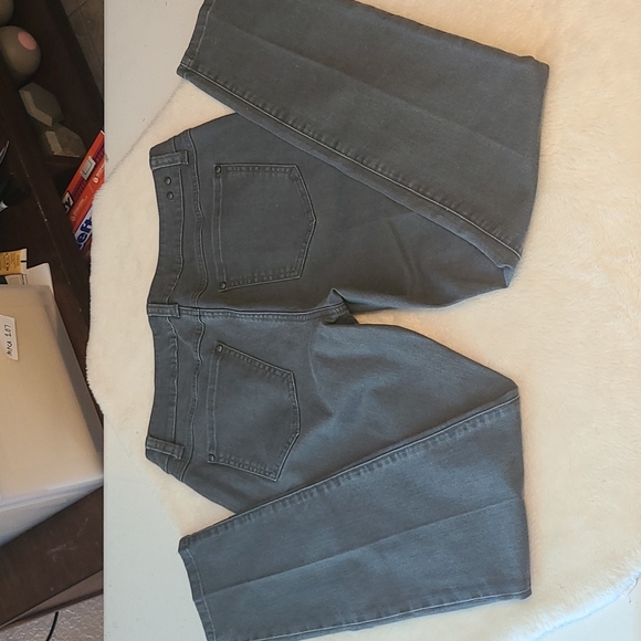 Cabi Womens Straight Leg Jeans Size 8 Color Grey - Picture 2 of 10